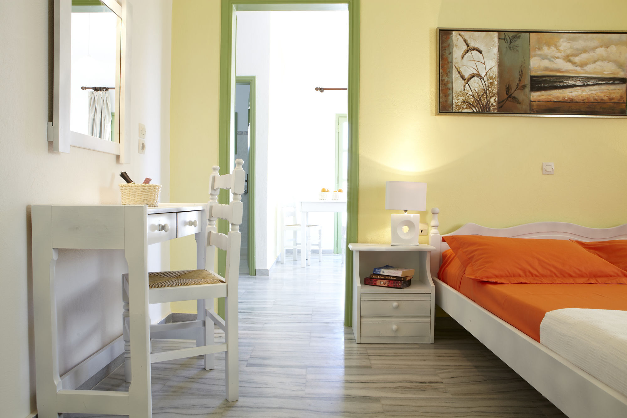 Ambeli Aparthotel