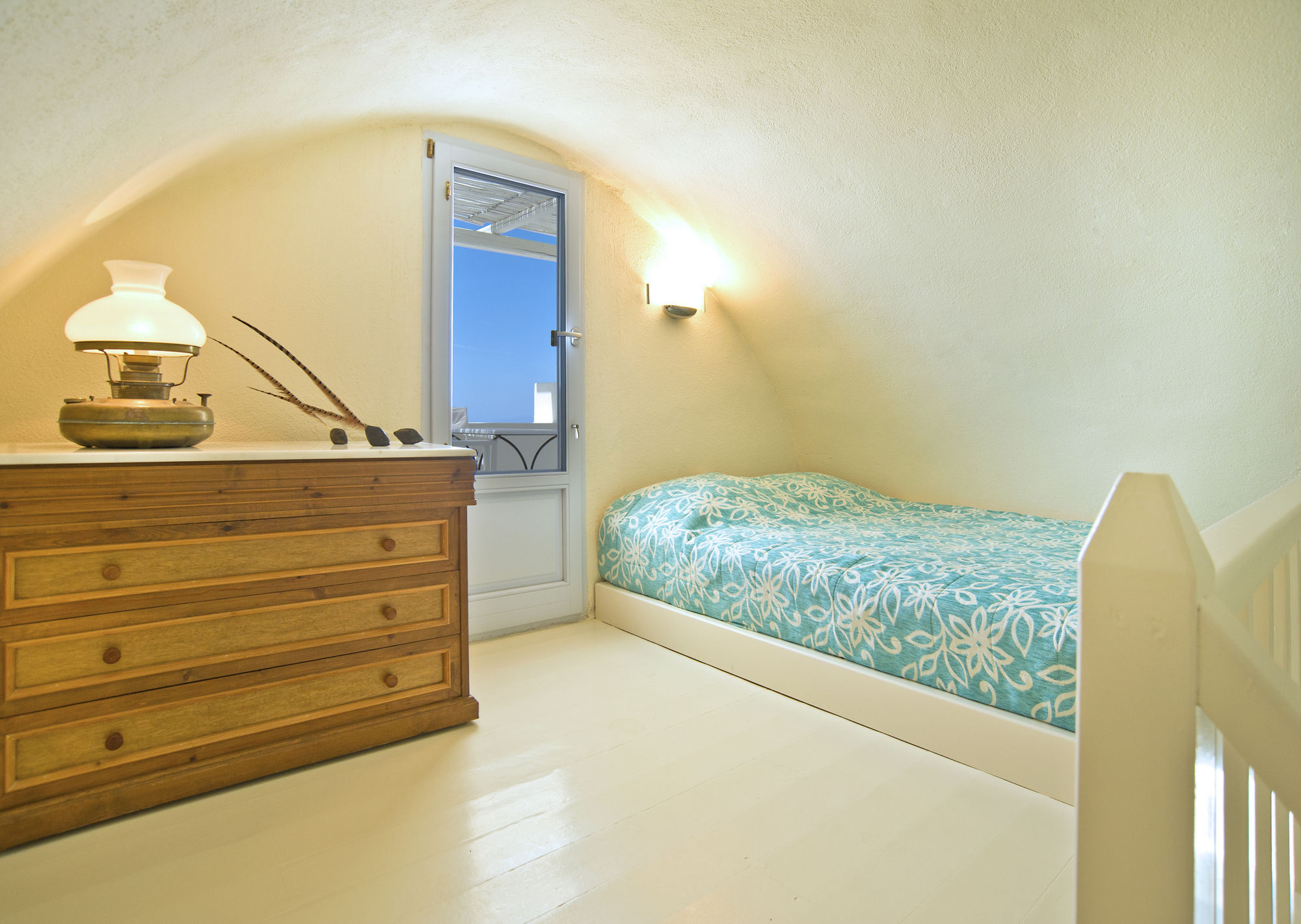 Enigma Aparthotel 4*