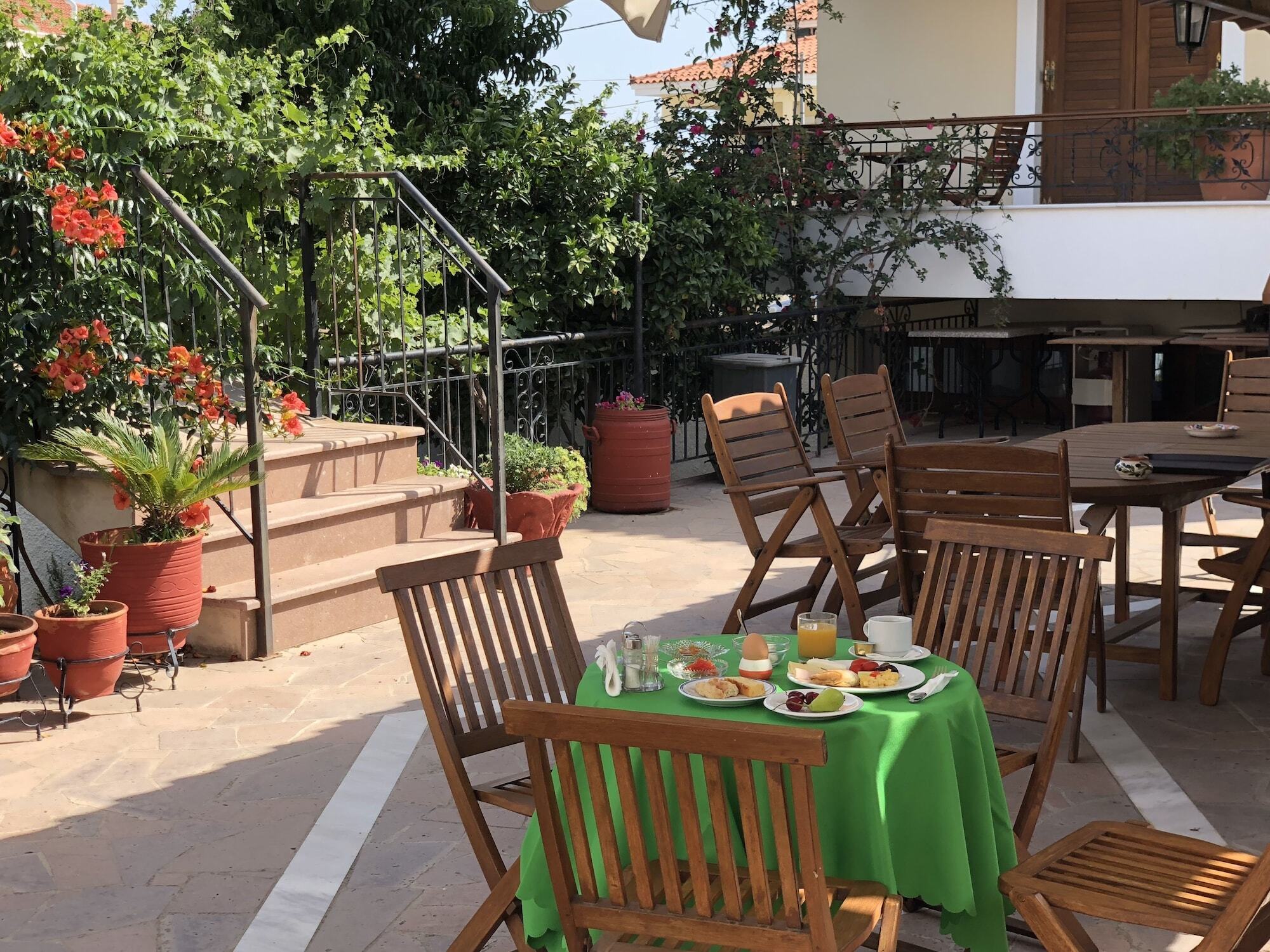 Nufaro Aparthotel 3*