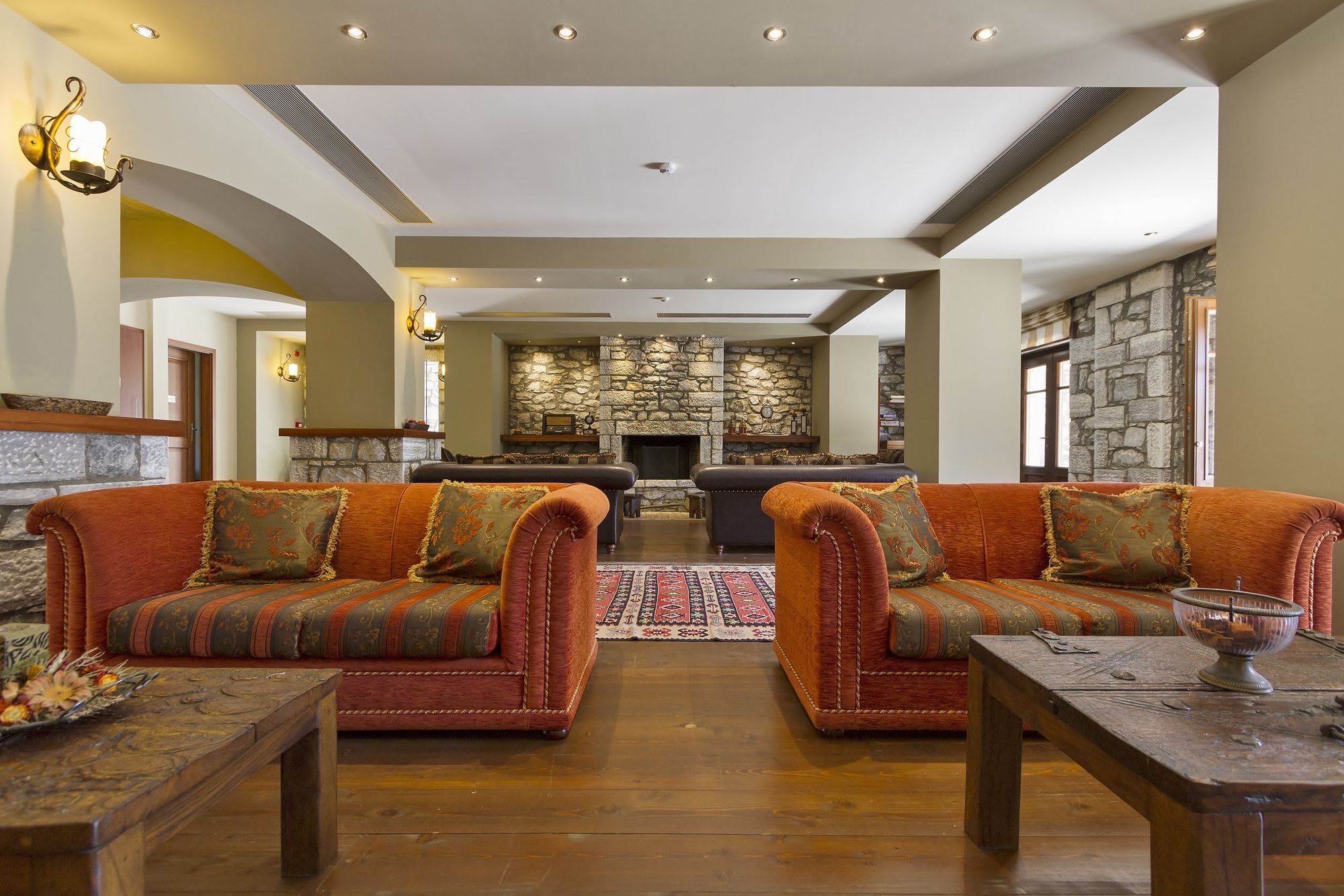 Itilo Traditional Hotel 4*