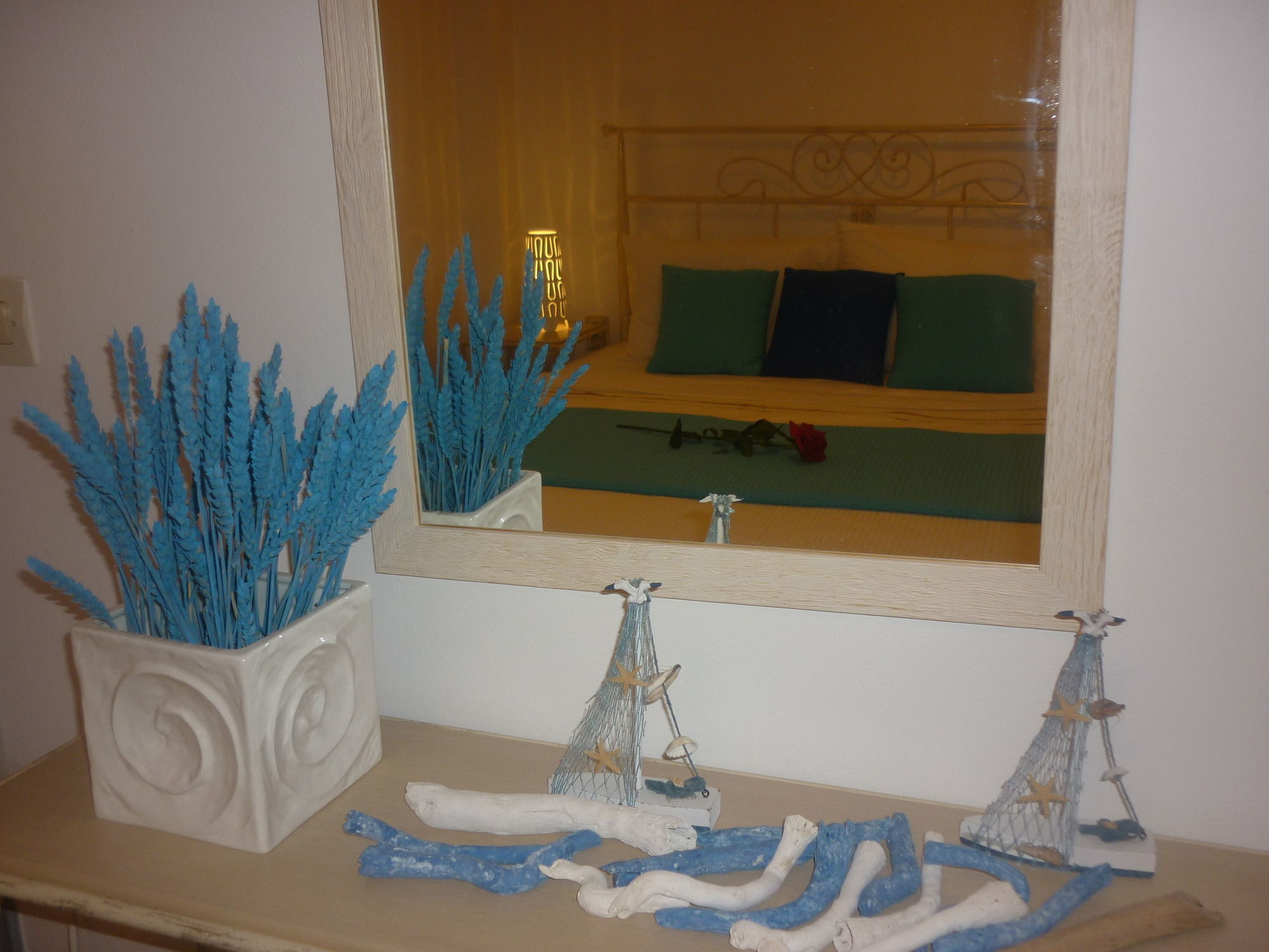 Aelia Santorini Vothon