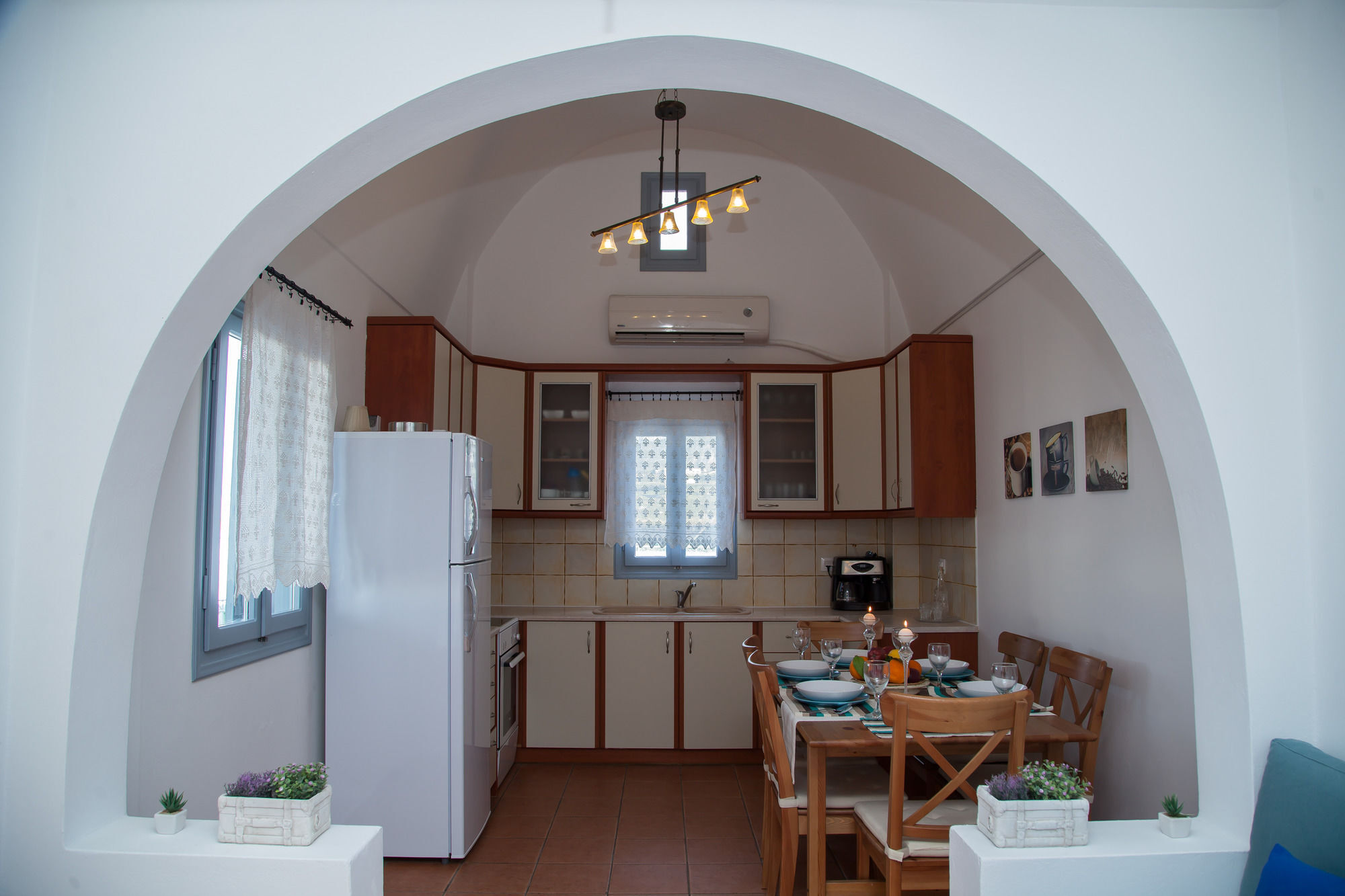 Aelia Santorini Villa