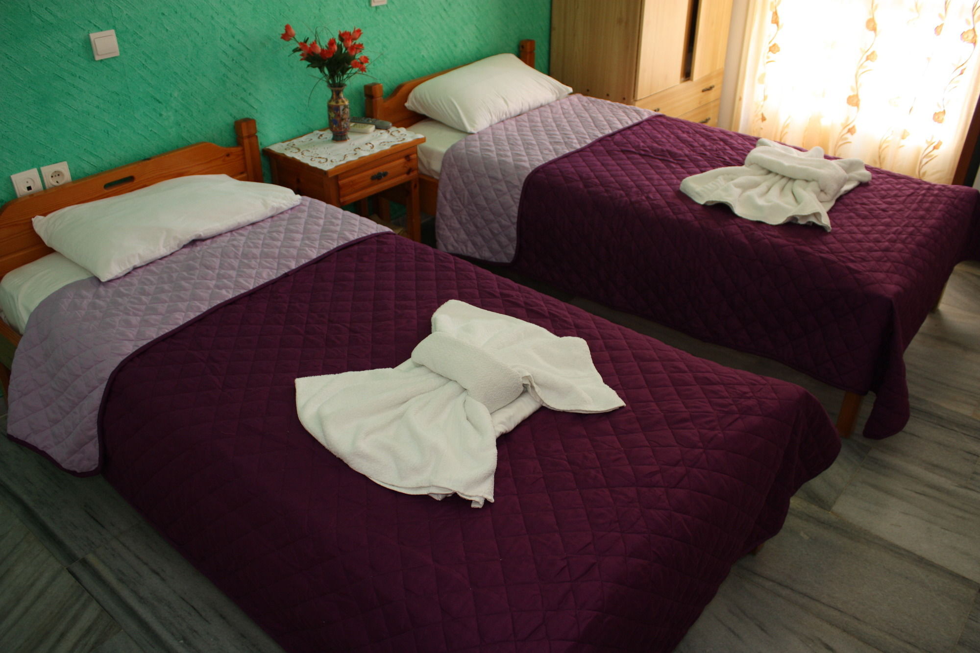Katerina Babis Aparthotel 2*
