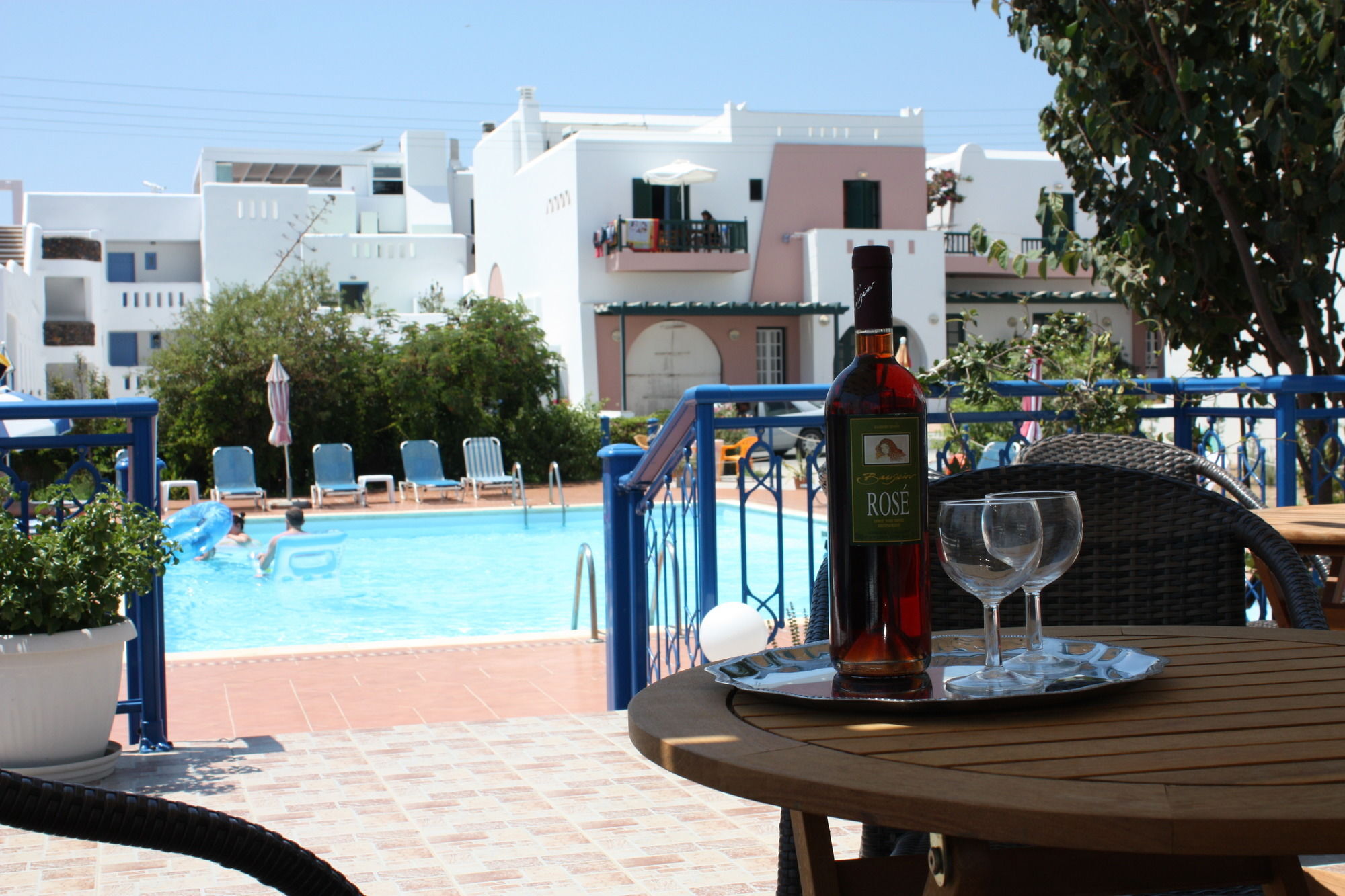 Katerina Babis Aparthotel 2*