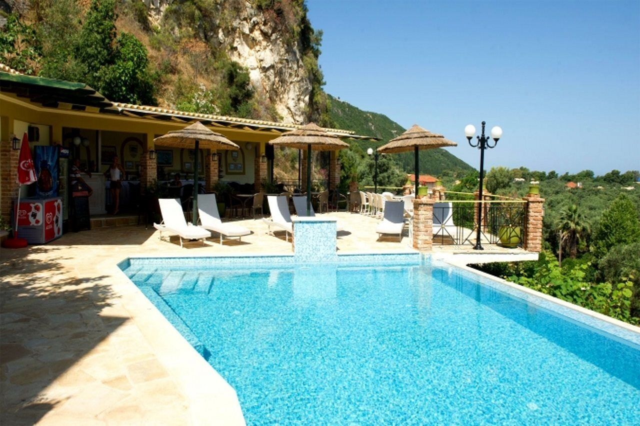 Kastro Maistro Lefkada City
