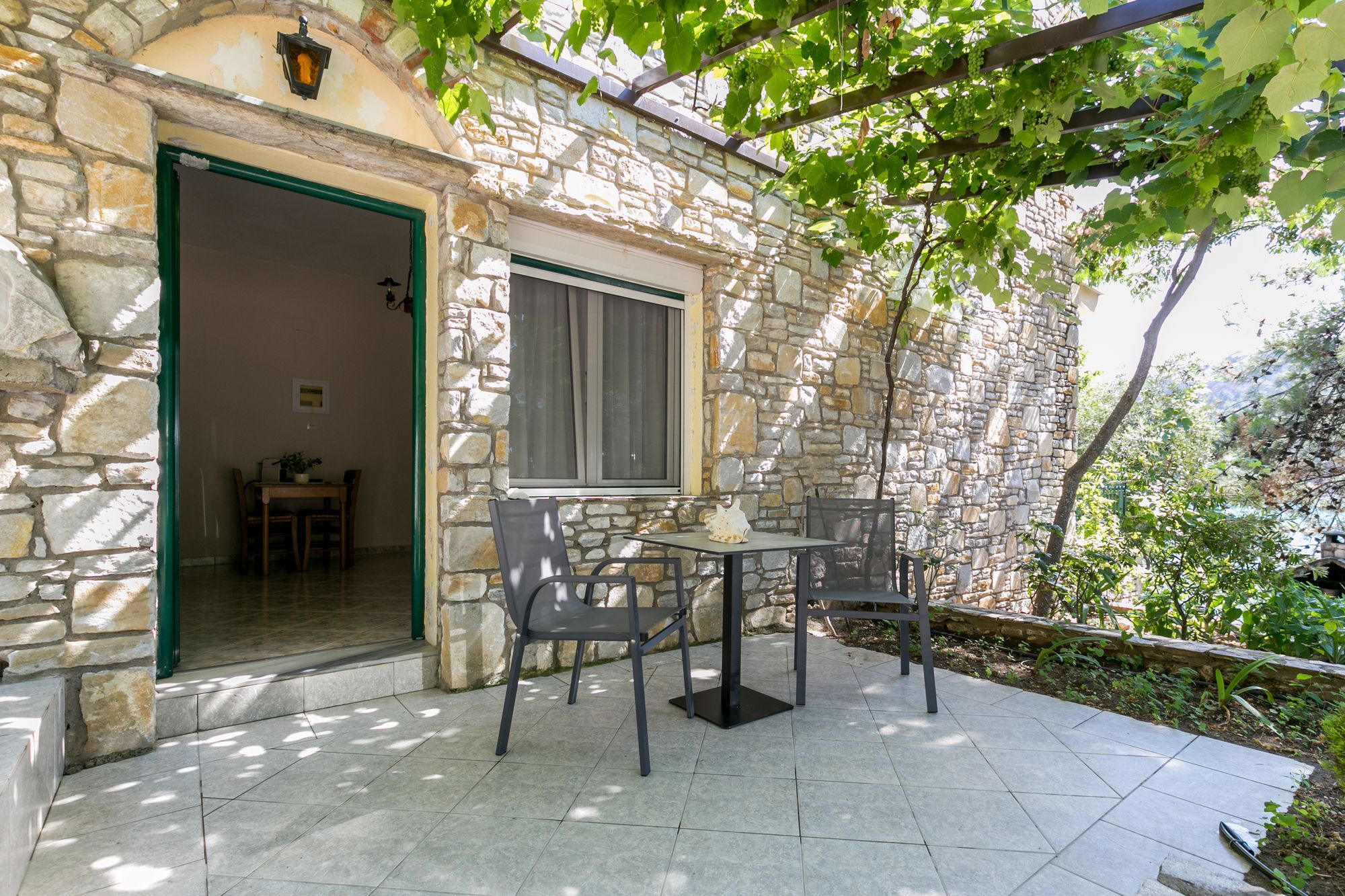 Petra Mare Apartment Thimonia