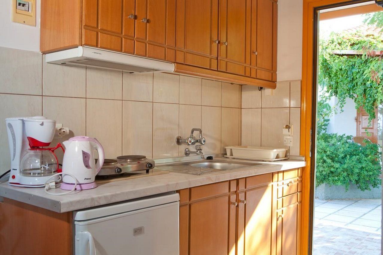 Aparthotel Hill 2*