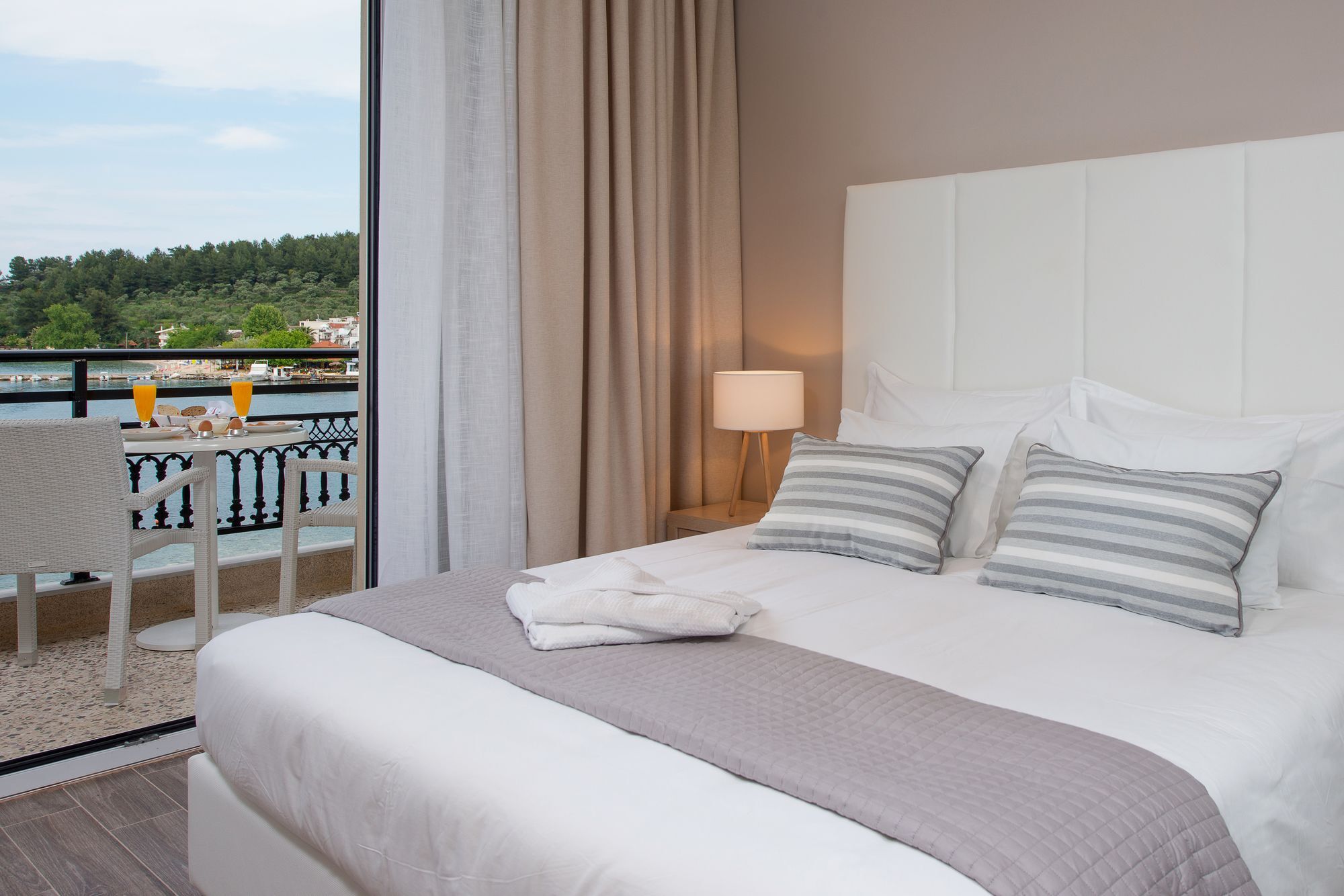 Angelica Hotel 2*
