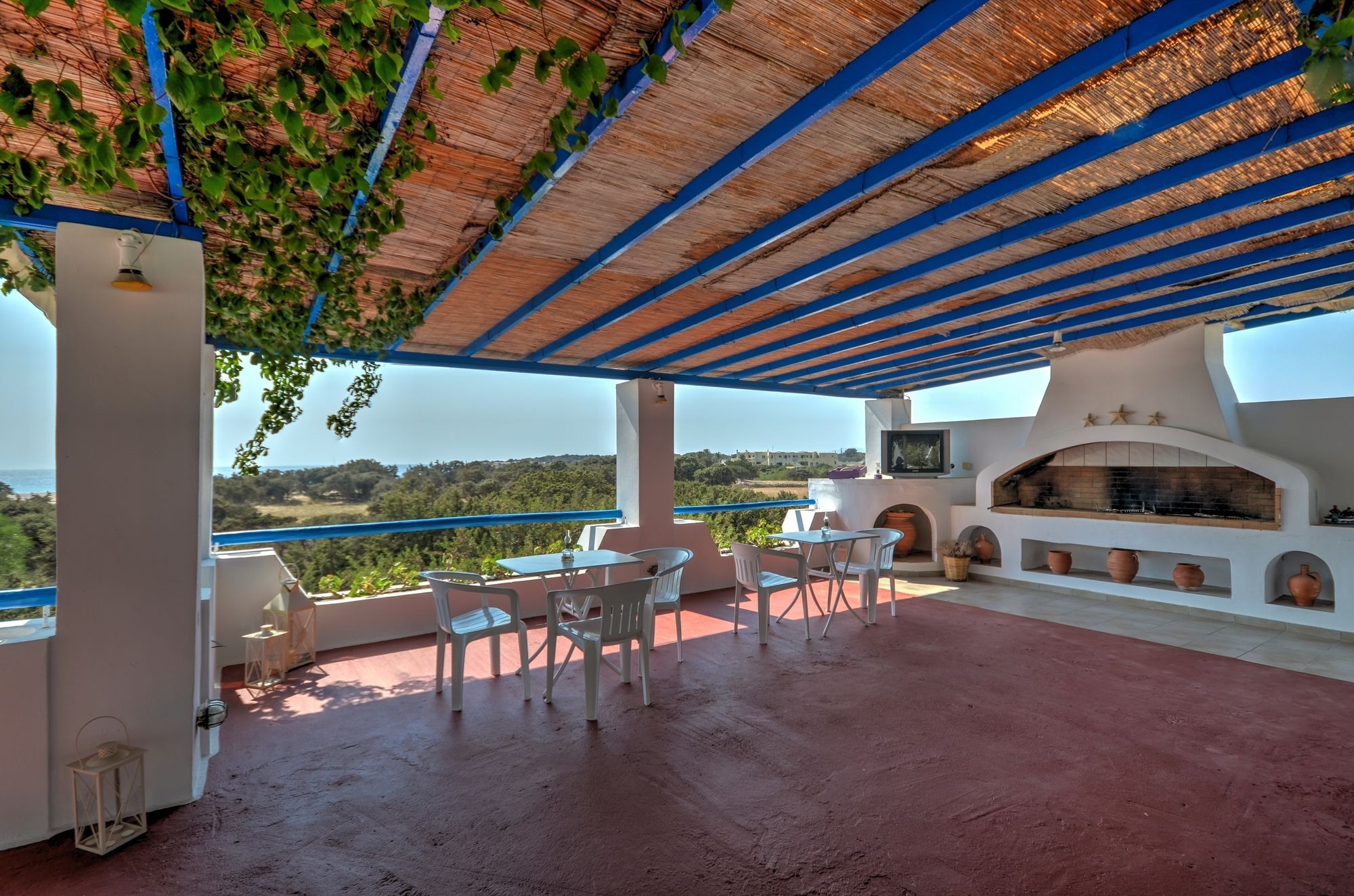 Guest house Skarmoutsos 2*