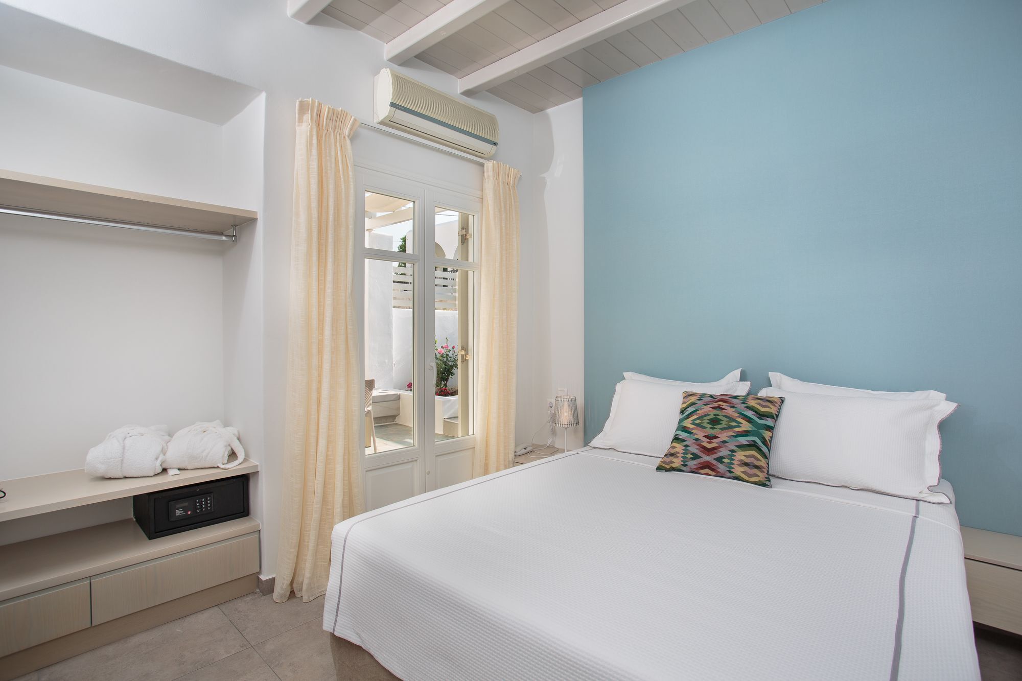 Kandiani Bleu Ciel 3* Naousa (Paros)