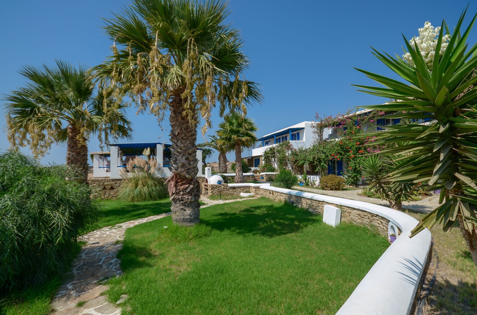Skarmoutsos Guest house Aliko Beach