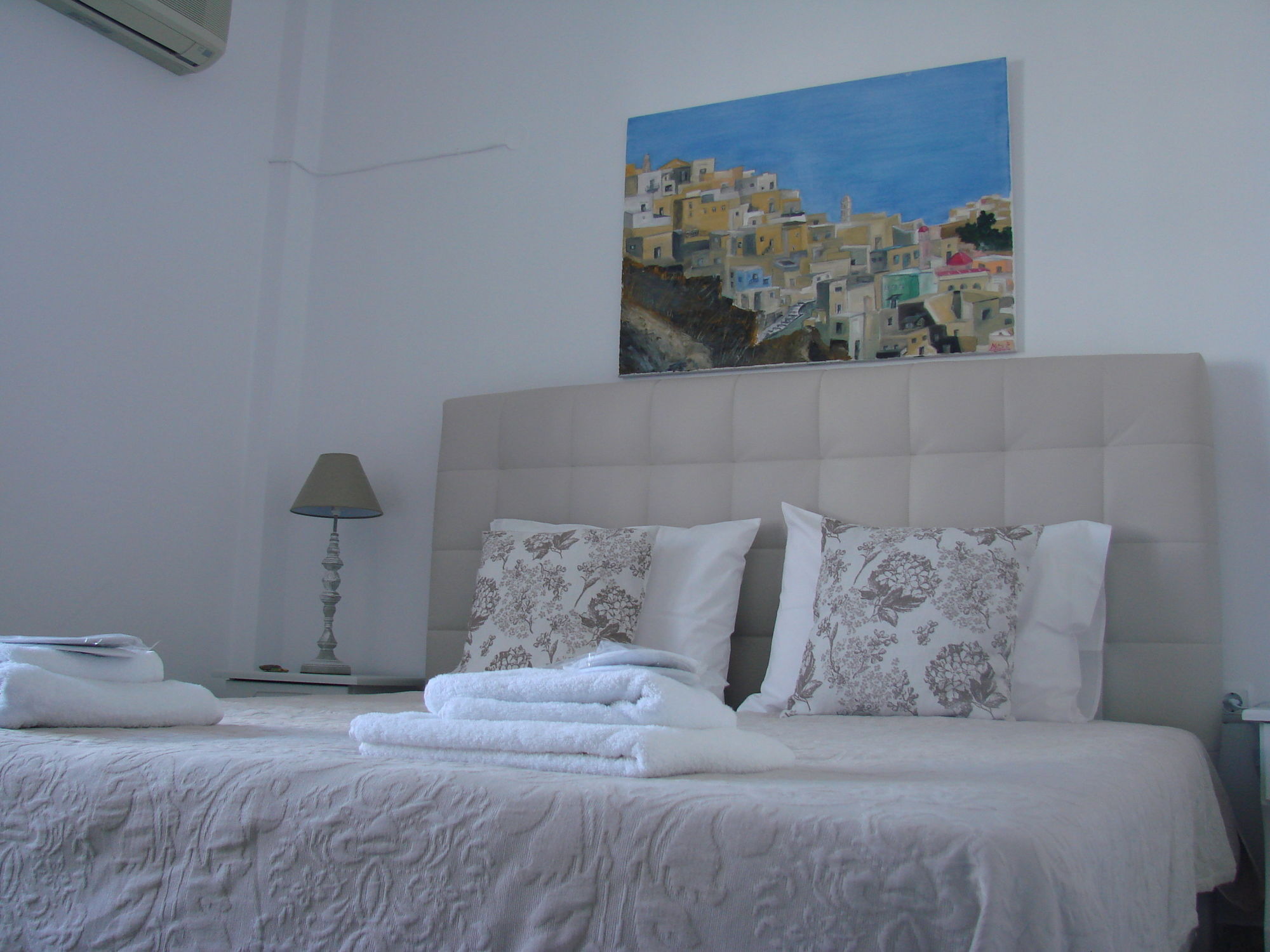 Hotel εvi Evan 2*