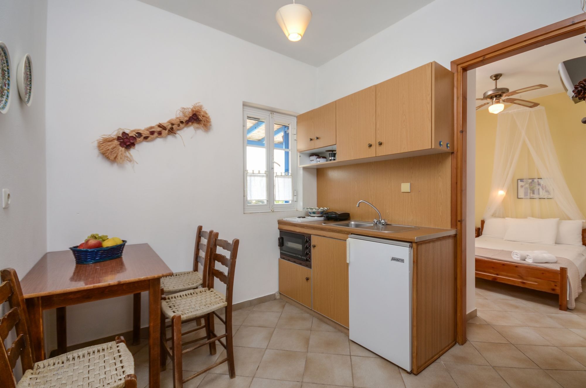 Guest house Skarmoutsos Aliko Beach