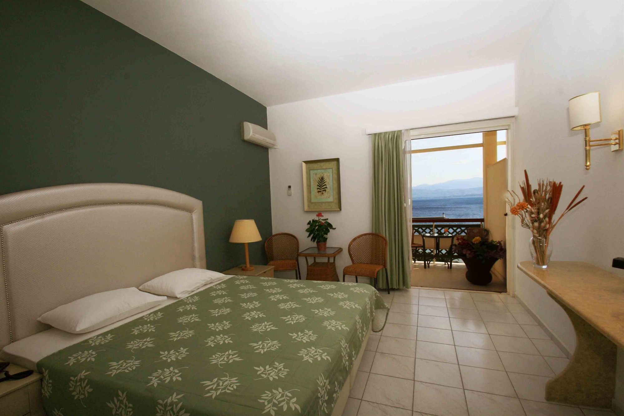 Palmariva Eretria (Evia)
