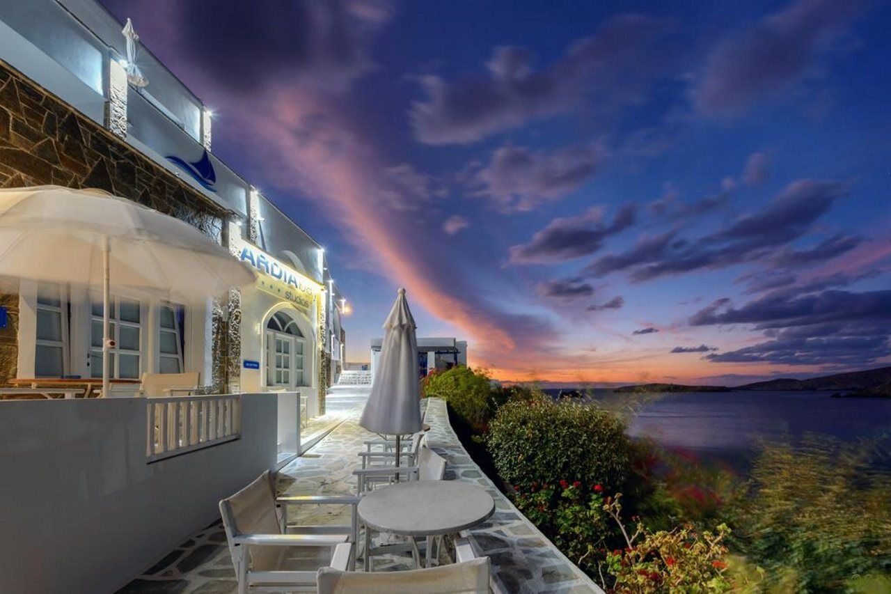 Vardia Bay Aparthotel