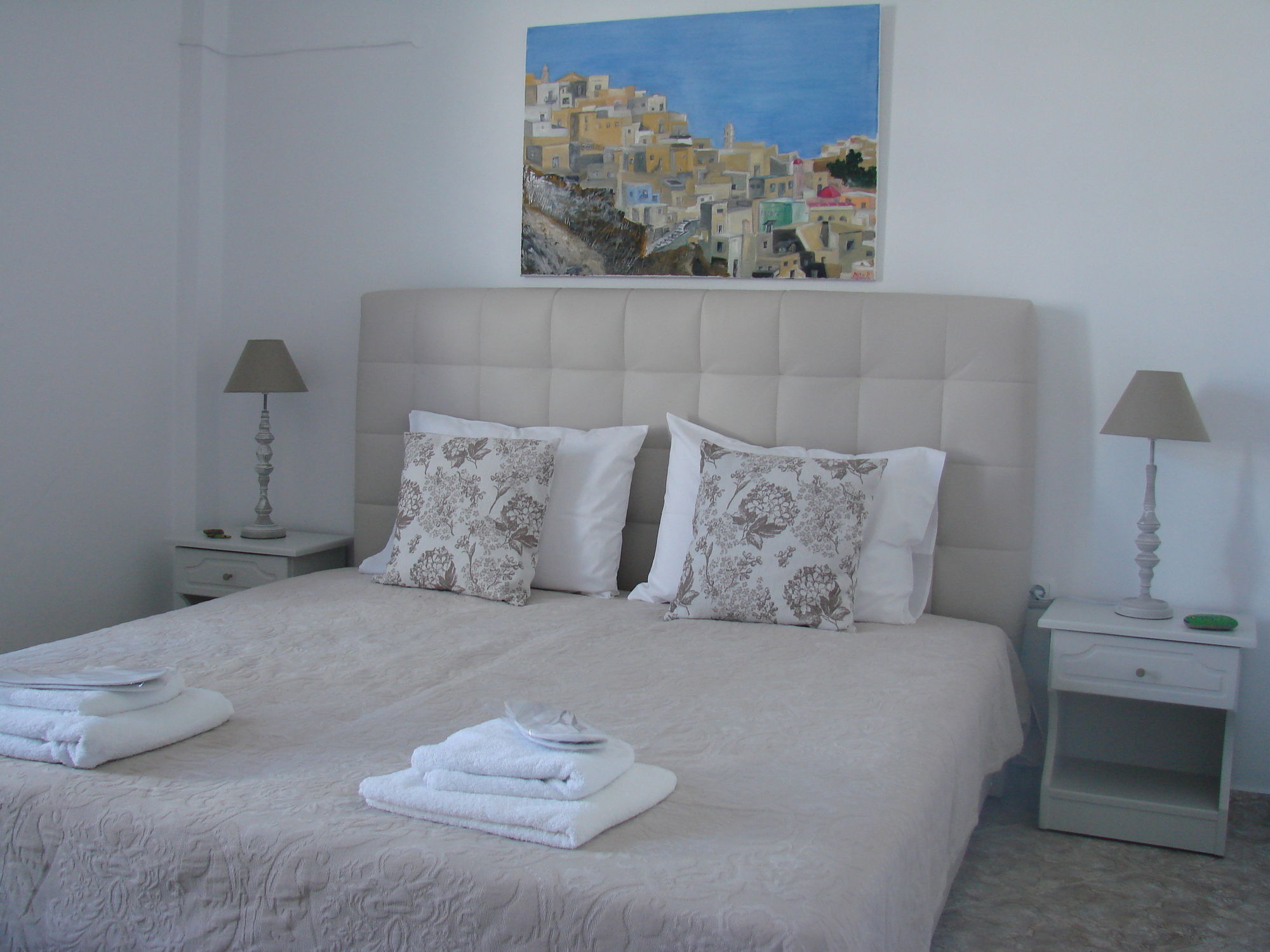 εvi Evan Hotel Galissas