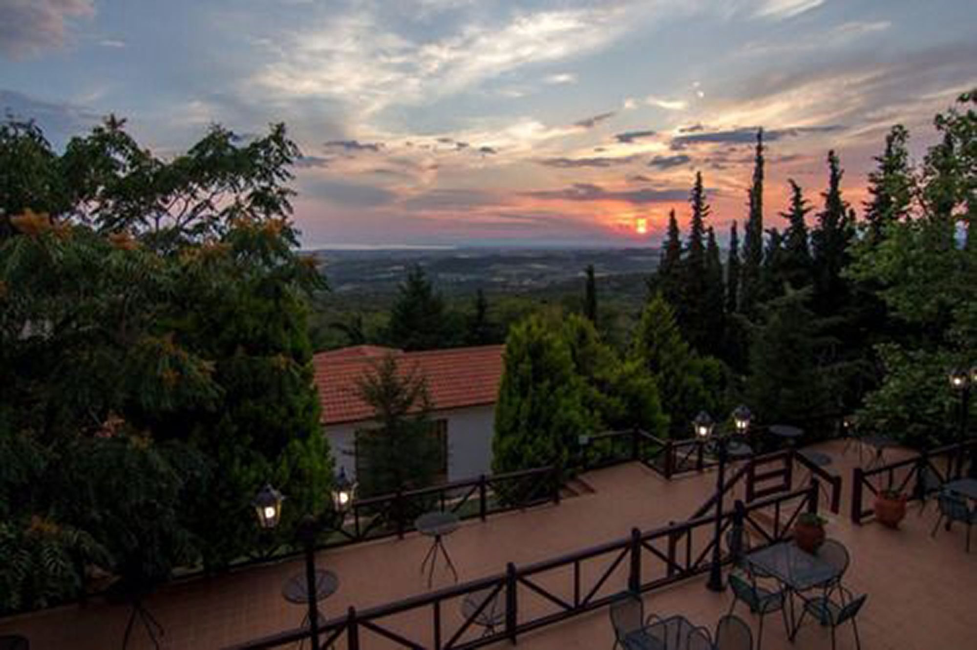 Roxani Hotel