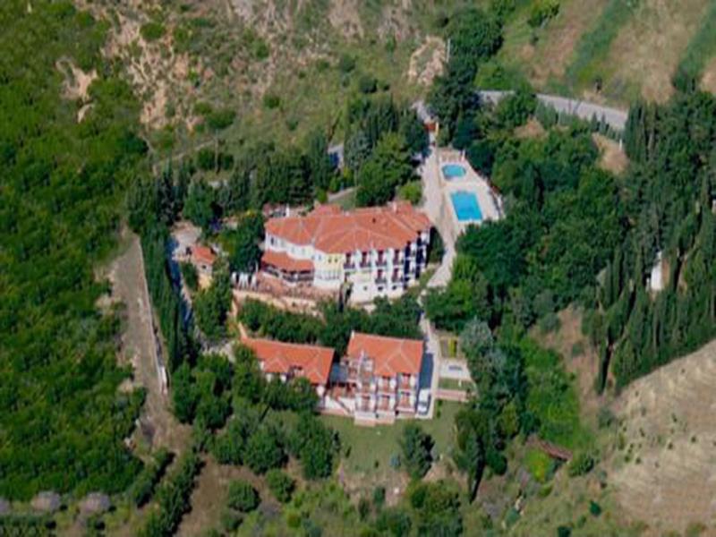 Roxani Hotel 3*