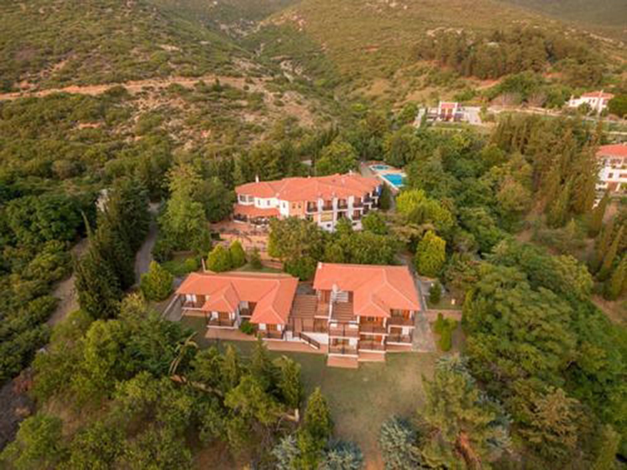 Roxani Hotel 3*