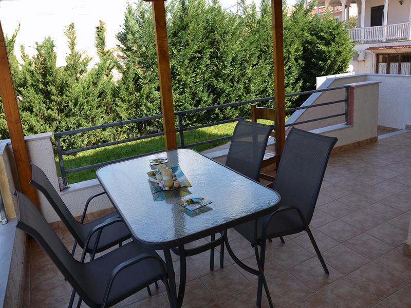 Athina Apartment *