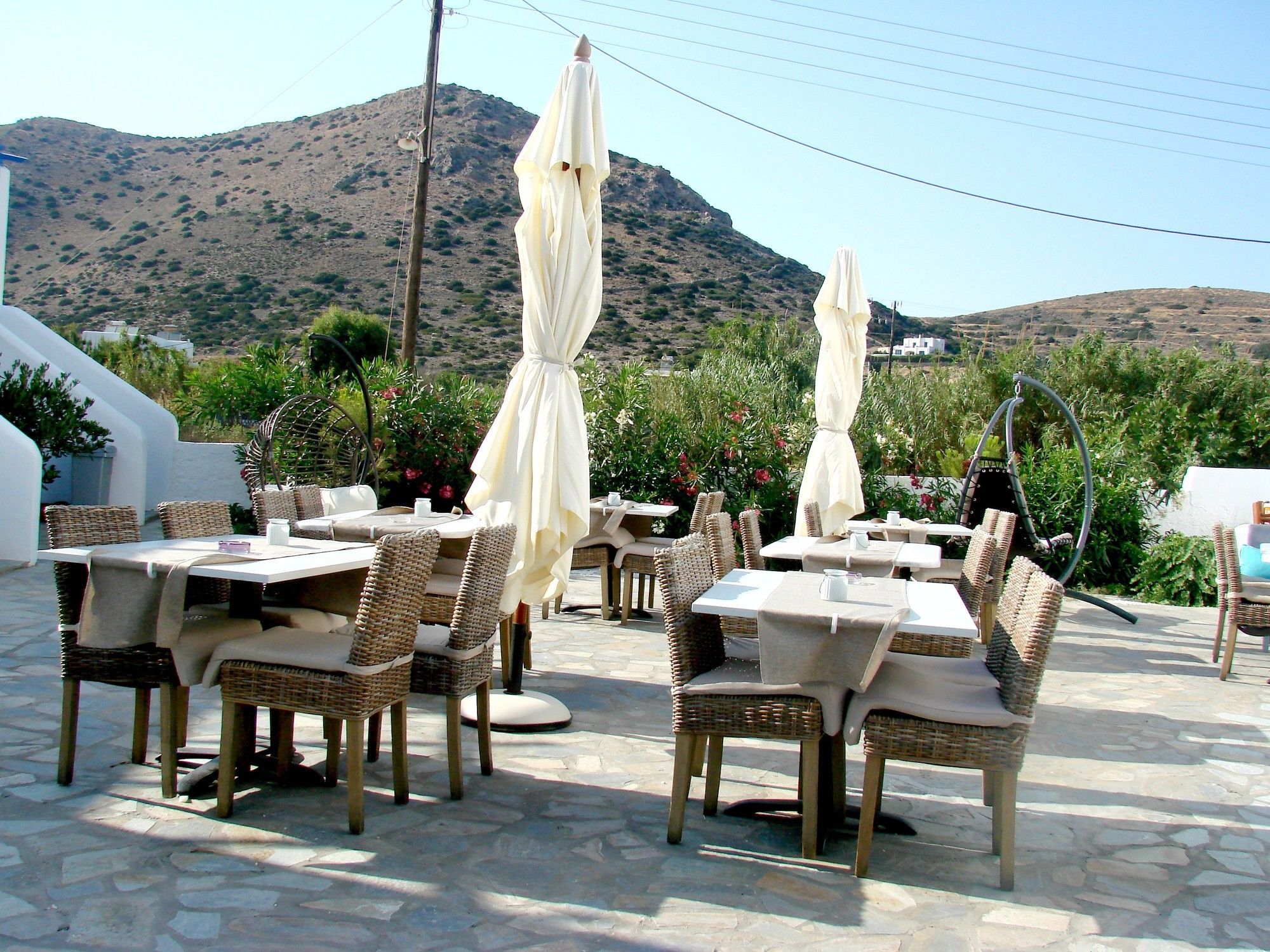 Hotel εvi Evan