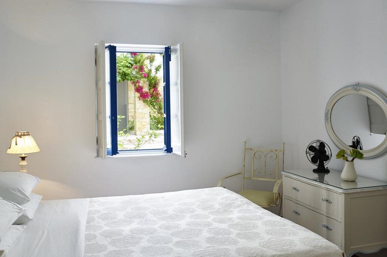 Folegandros Apartments Folegandros Town