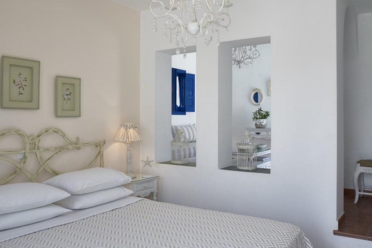Folegandros Apartments 2*