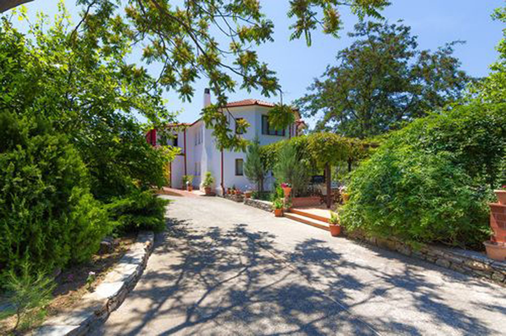 Roxani 3* Maroneia (Rhodope)