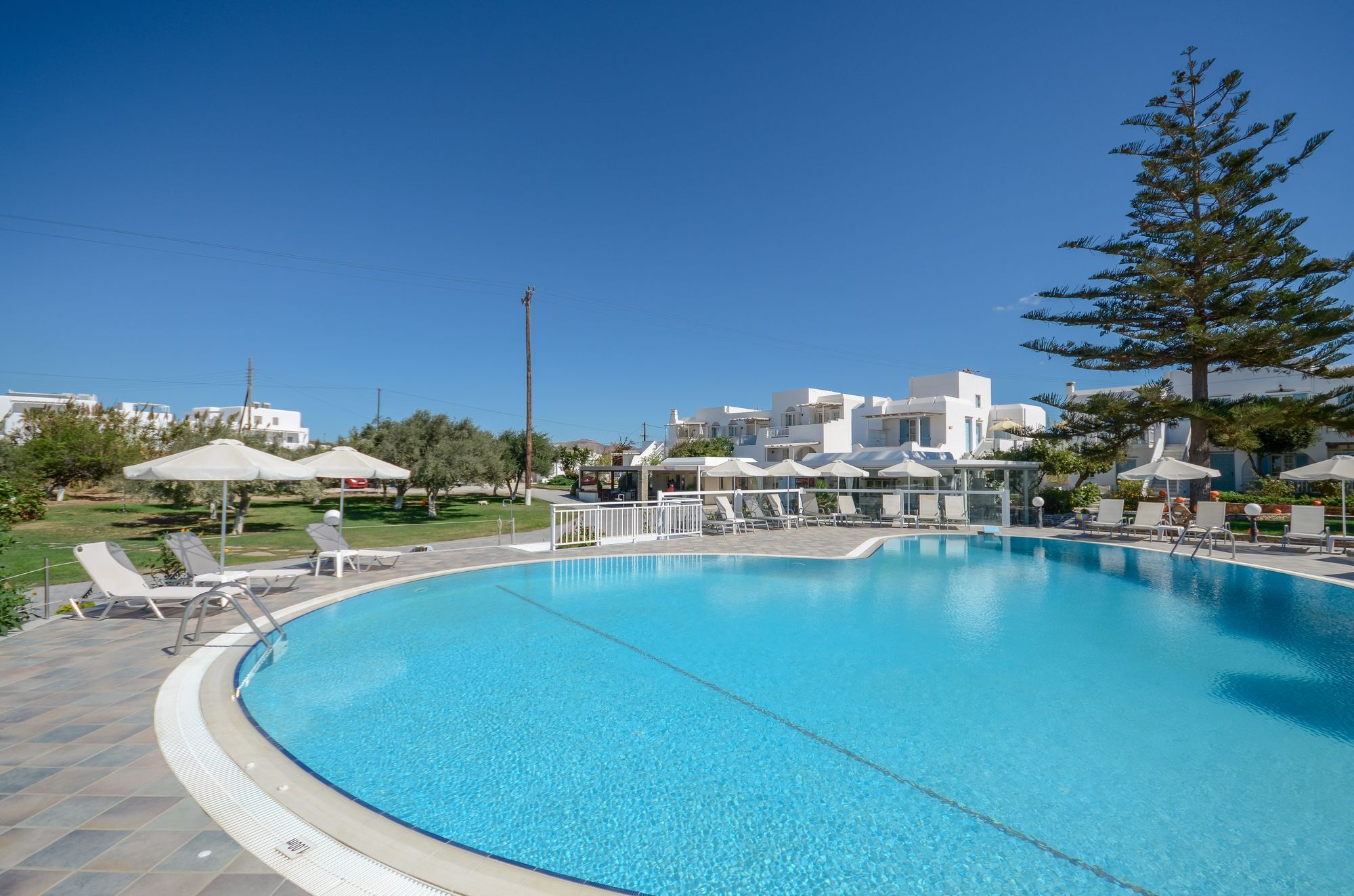 Aparthotel Birikos & Agios Prokopios (Naxos)