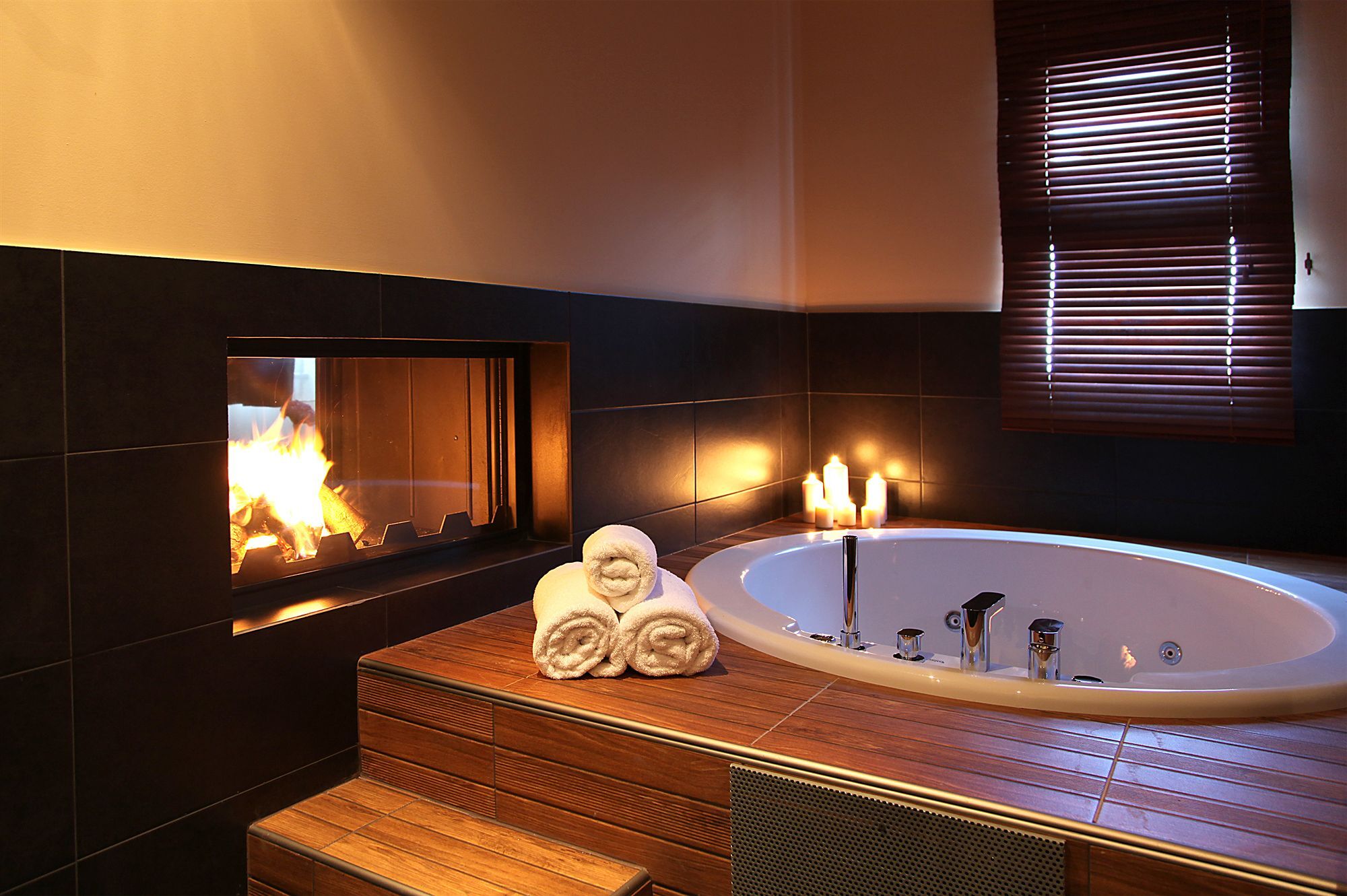 Theta Pelion 4*