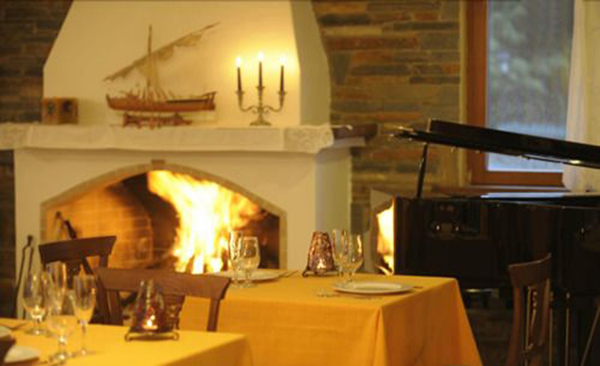 Hotel Roxani 3*
