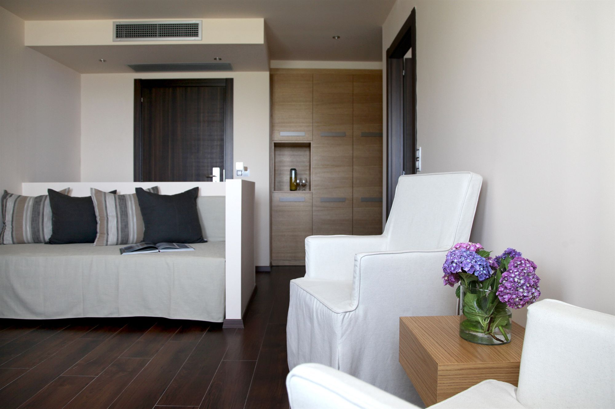 Theta Pelion