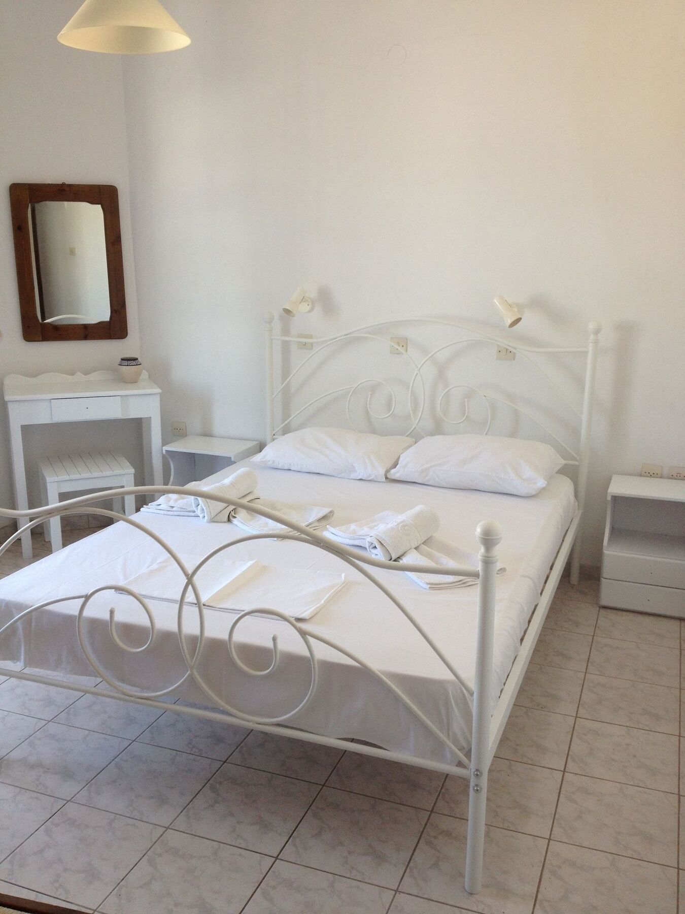 Depis Aqua Beachfront Apartment