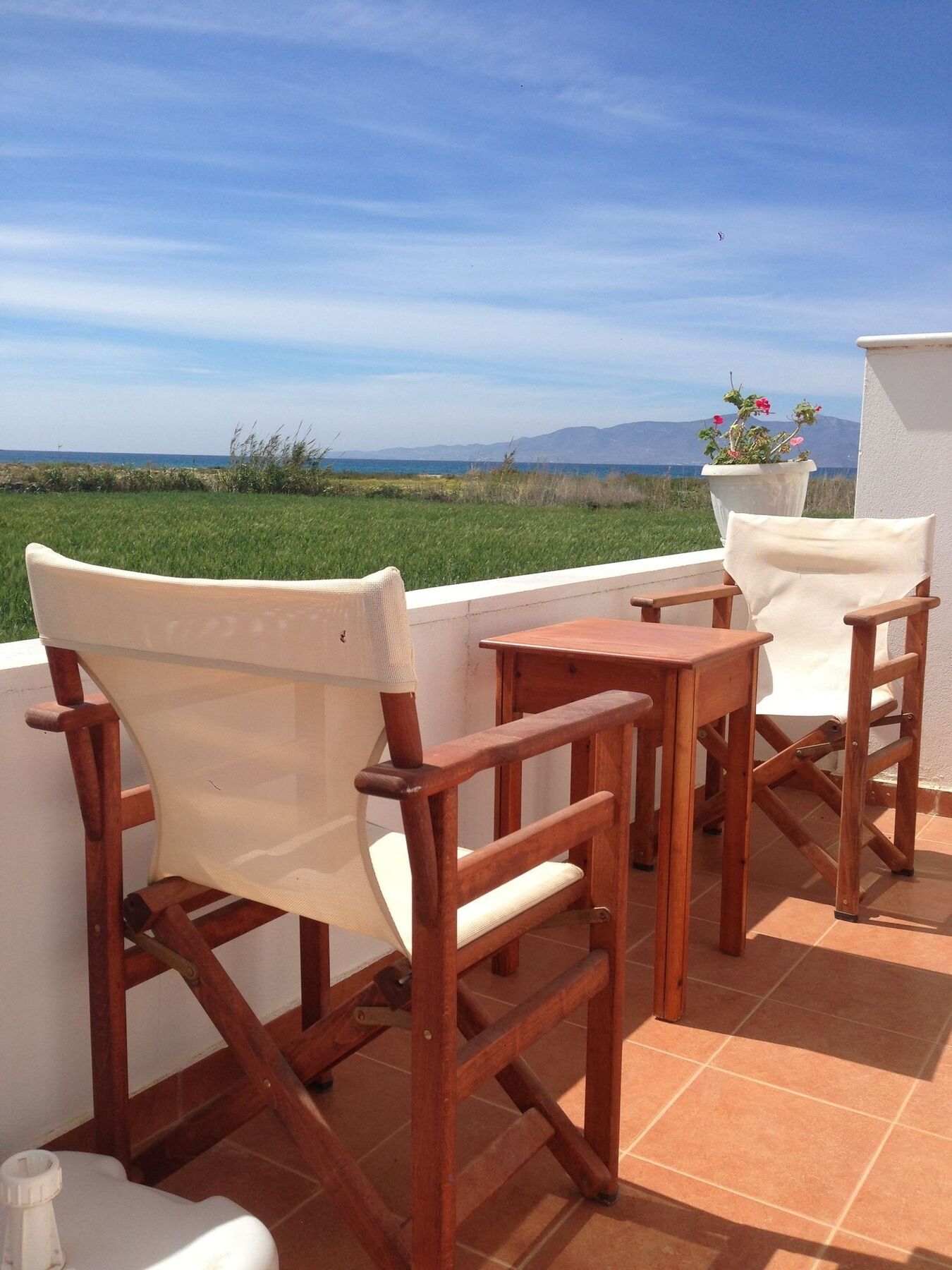 Depis Aqua Beachfront Apartment