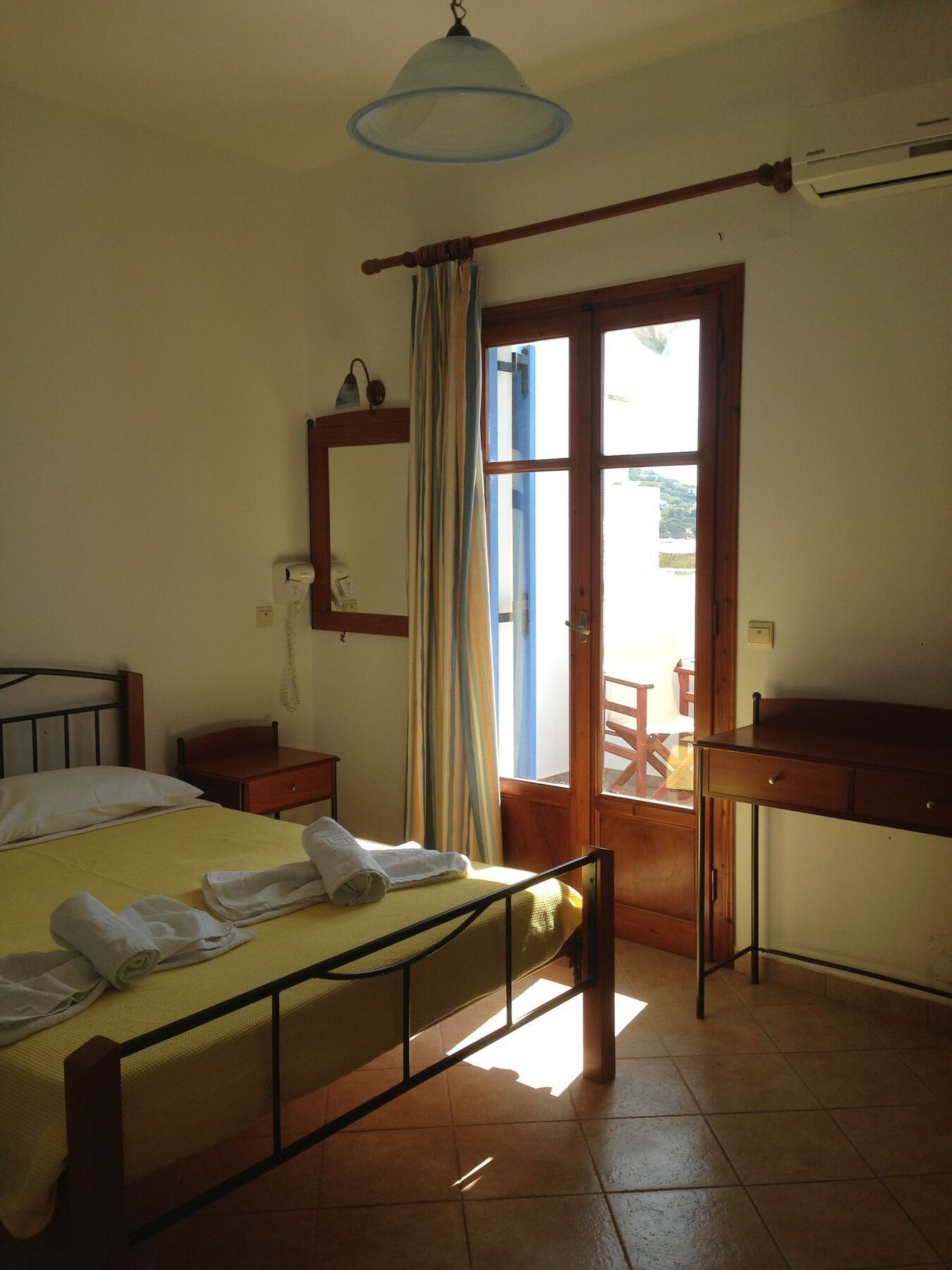Depis Aqua Beachfront Plaka (Naxos)