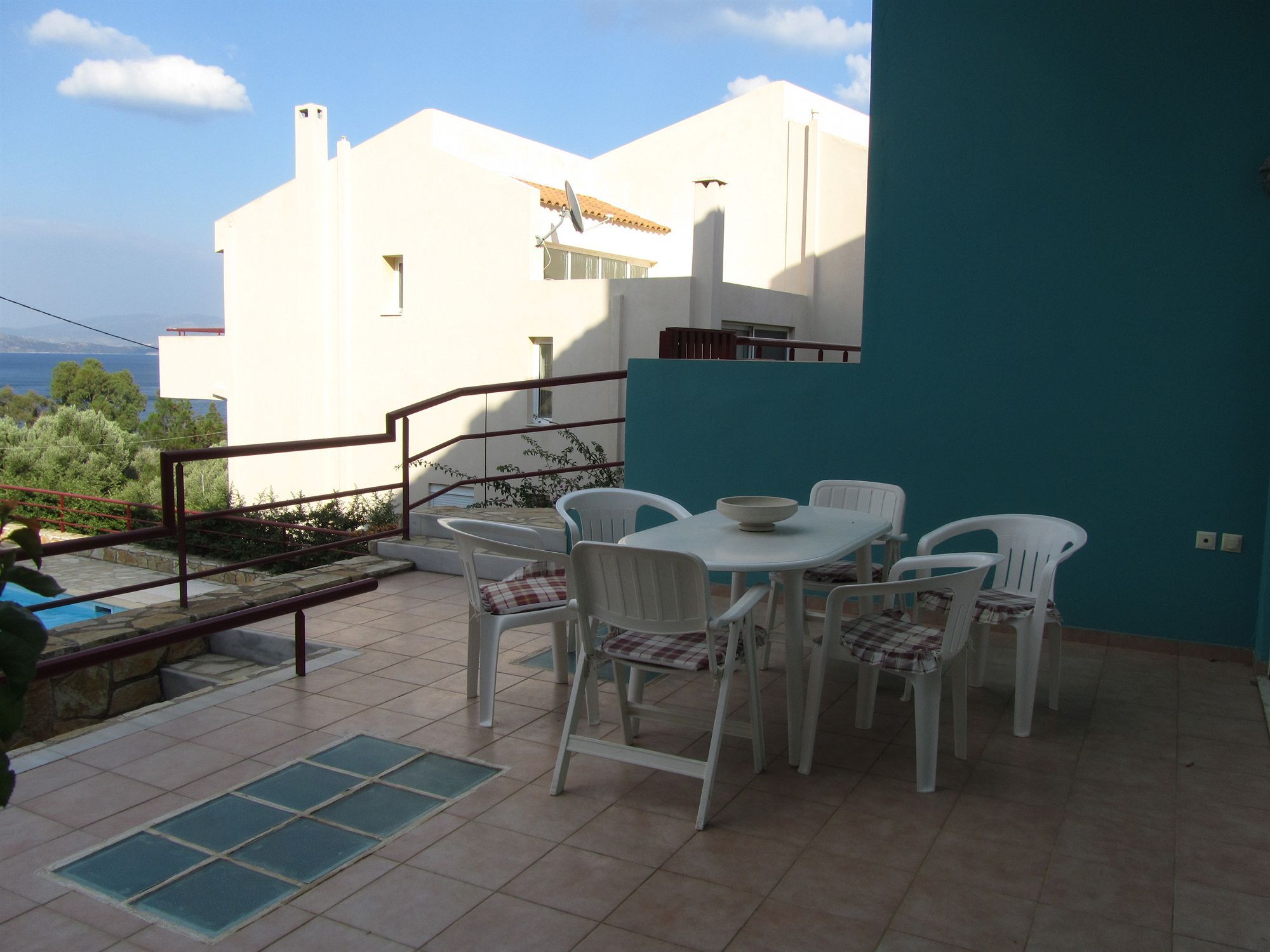 Villa Amalia Residences *
