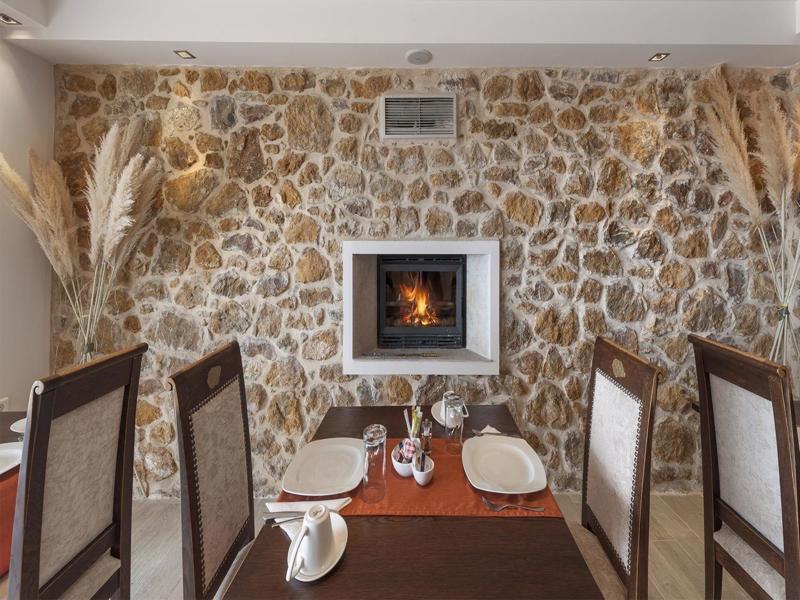 Hotel Iakovakis & Koropi