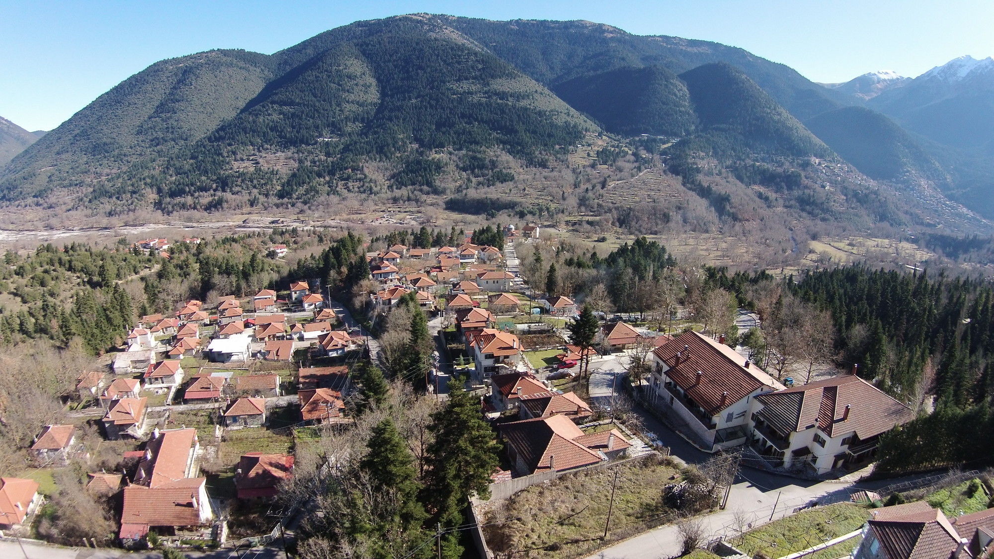 Country Club & 3* Mikro Chorio (Central Greece)
