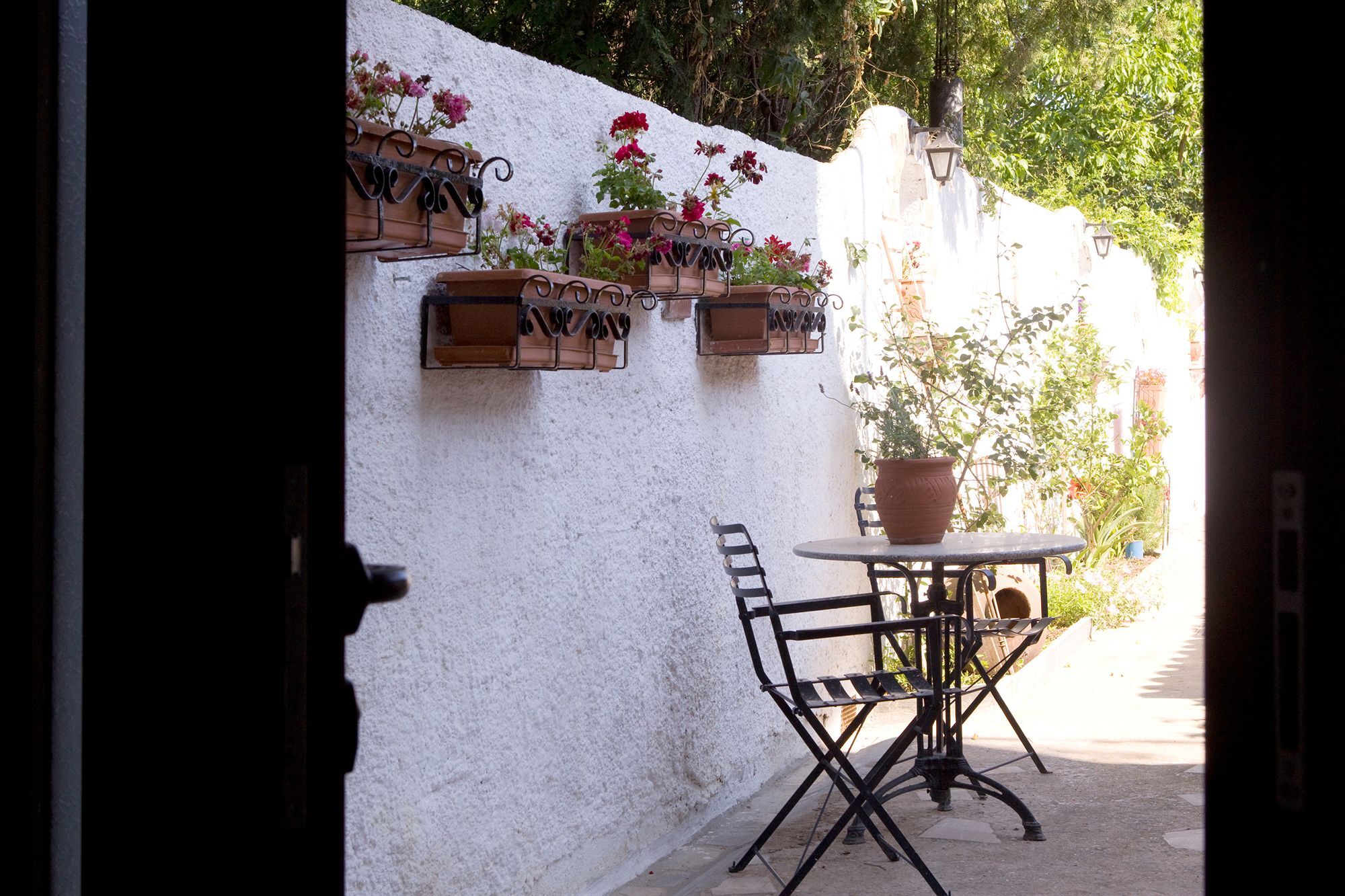 Seranides Boutique Kato Gatzea