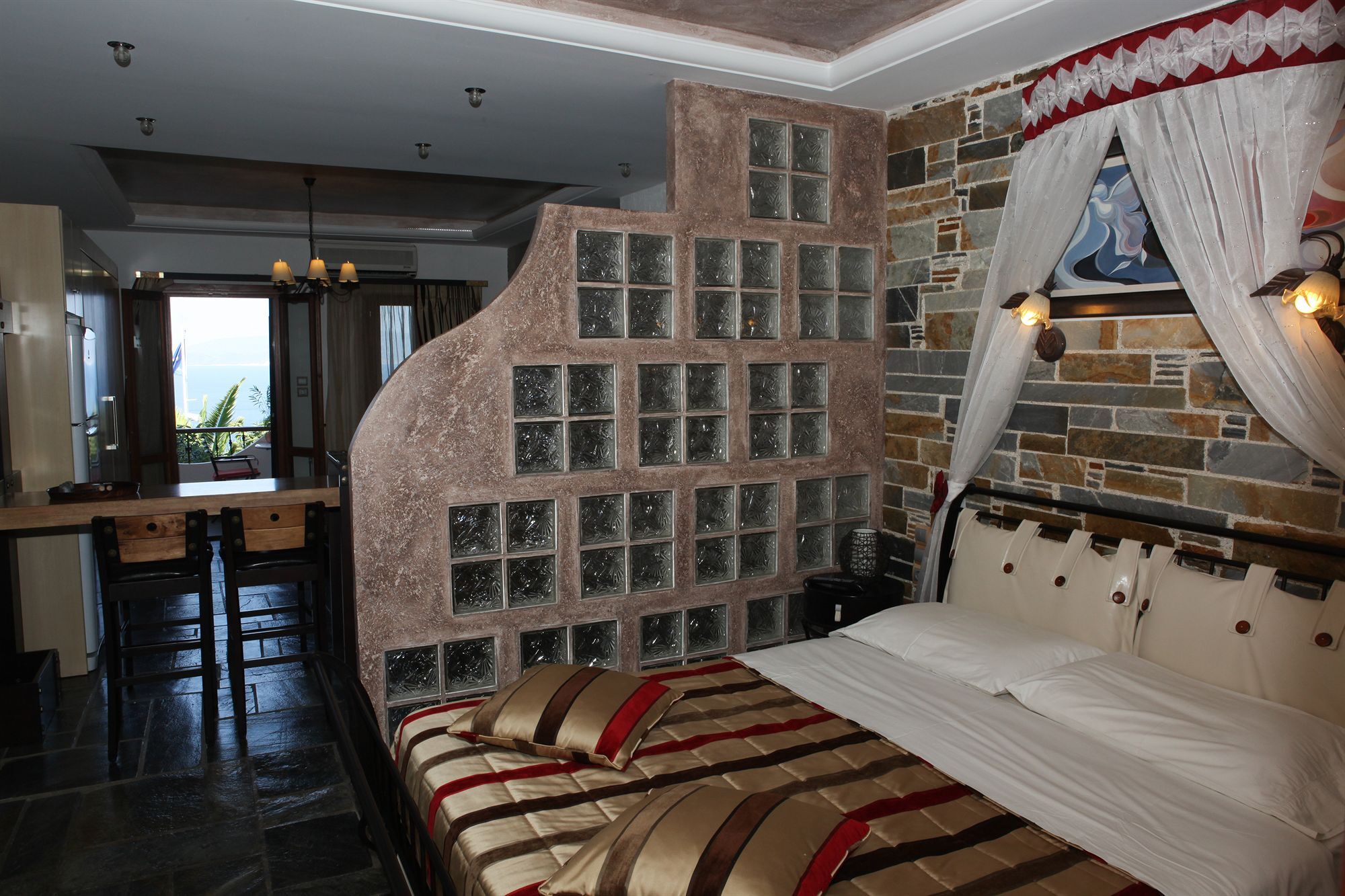 Aegean Wave - Faros 3*