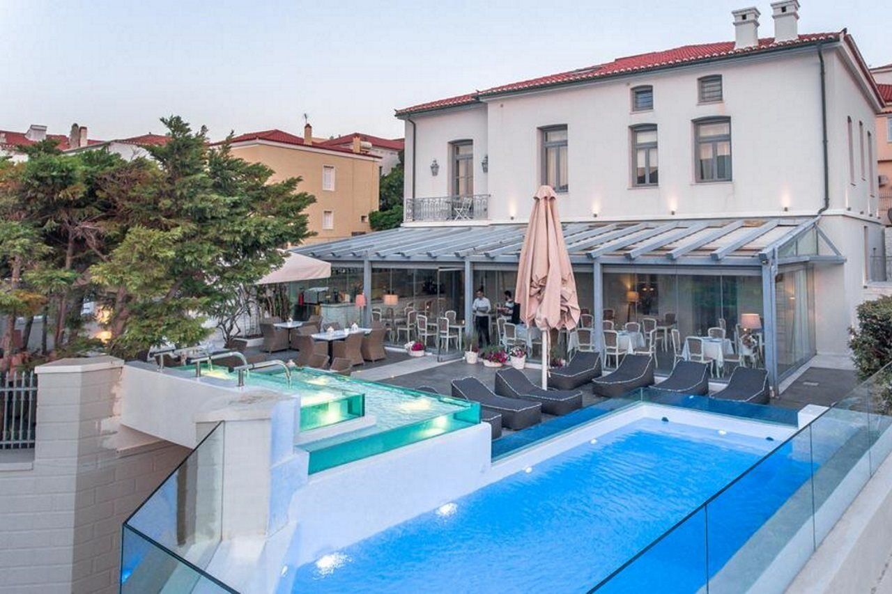Hotel Micra Anglia Boutique & Andros Town