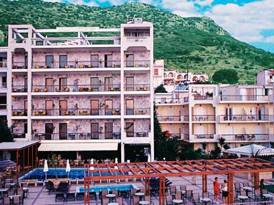Hotel John & George