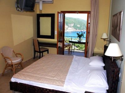 Bella Vista And Hotel 2*