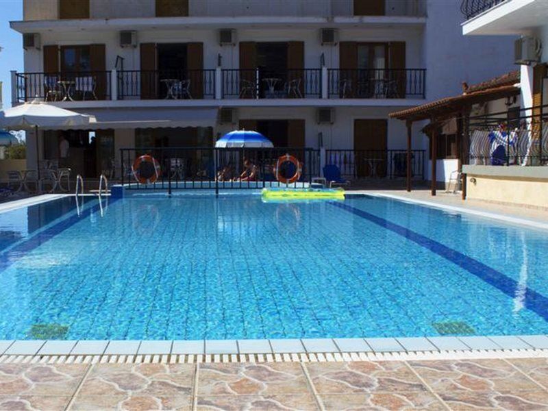 Litsa Aparthotel 2*