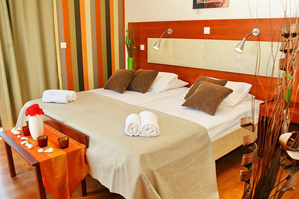 Venus Hotel 2*