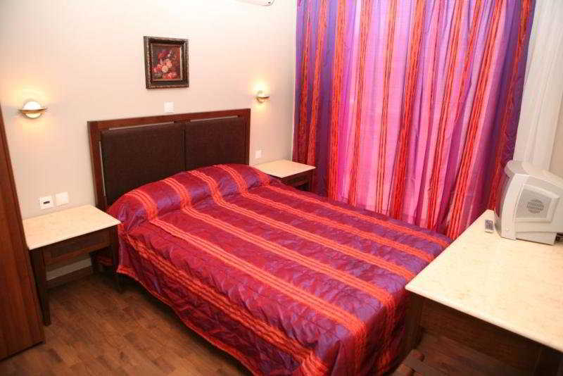 Eleonora Aparthotel