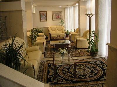 Marianna Hotel Drama