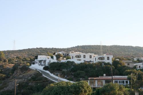 Cretan Village Aparthotel 4*