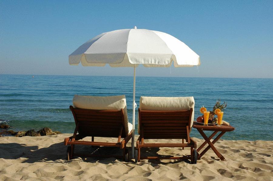 Aparthotel Parthenis & 3*