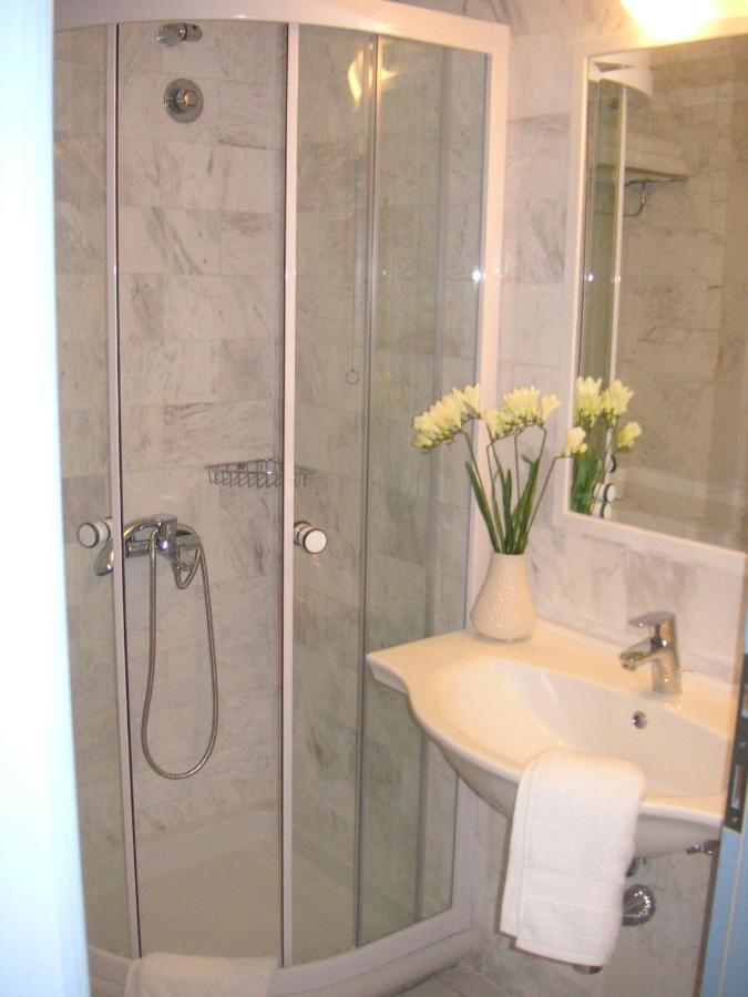 Danae Hotel